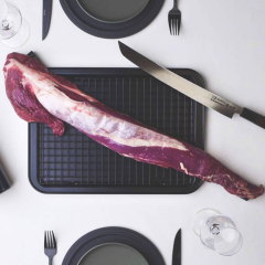 The Black Ossenhaas grasgevoerd